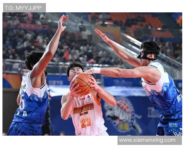 江苏肯帝亚主场连胜，士气高涨，球迷热情高涨