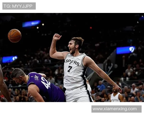 马刺在季前赛中击败中国男篮，展现统治力量